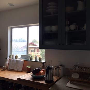 Russell Handy Painting - Perfect white walls - Painters Near Me - Cardiff, California