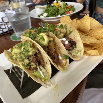 Tommy Bahama - Tacos filet mignon - Seafood Near Me - Naples, Florida Tommy Bahama - Tacos filet mignon - Seafood Near Me - Naples, Florida