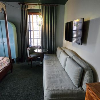 Ulysses - Room 412. - Hotels Near Me - Baltimore, Maryland Ulysses - Room 412. - Hotels Near Me - Baltimore, Maryland