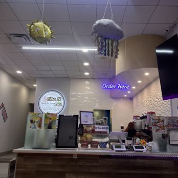 Cha N Tea - counter - Bubble Tea Near Me - Los Angeles, California Cha N Tea - counter - Bubble Tea Near Me - Los Angeles, California