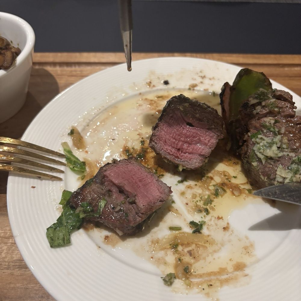 The Chef's Table - River Oaks - Beef pendadura - Steakhouses Near Me - Houston, Texas The Chef's Table - River Oaks - Beef pendadura - Steakhouses Near Me - Houston, Texas