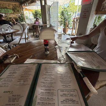 Sazon Cuban Cuisine - Patio vide - Cuban Near Me - Miami Beach, Florida Sazon Cuban Cuisine - Patio vide - Cuban Near Me - Miami Beach, Florida