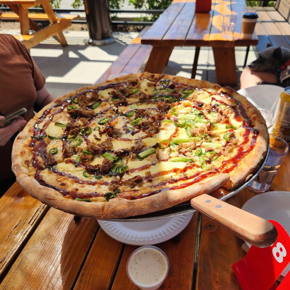 Prime Pizza - bbq chicken pizza - Pizza Near Me - Altadena, California