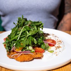 CRAFT Beer Market - Rocket Katsu Chicken Salad