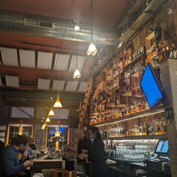 Sauce on the Blue - The bar - Pizza Near Me - Silverthorne, Colorado Sauce on the Blue - The bar - Pizza Near Me - Silverthorne, Colorado