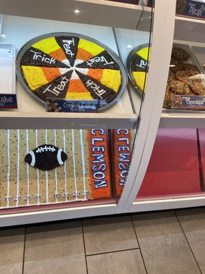 Marble Slab Creamery by null