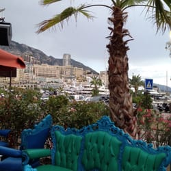 Monte Carlo Beach - Cocktail Time
