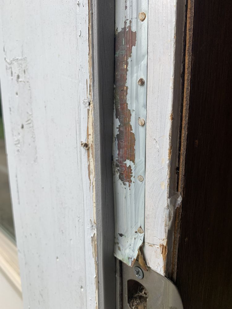 Slide of Centerville Garage Doors