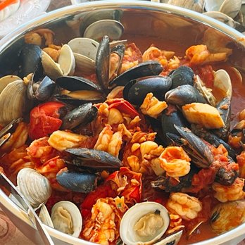 Adventure Seafood - Linguine fra diavolo  Clams  Maine lobster tails Shrimp Sea scallops - Seafood Markets Near Me - Jensen Beach, Florida
