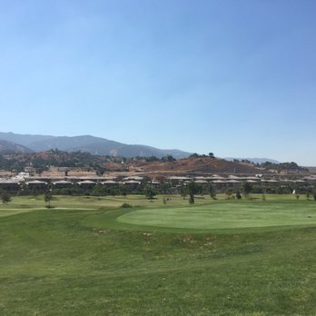 Dos Lagos Golf Course - Golf Near Me - Corona, California