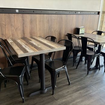 The Poke Co. - Long Beach - Seating - Poke Near Me - Long Beach, California