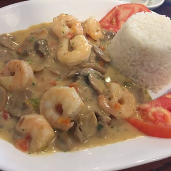 El Chalan Restaurant - Fish and shrimps a la bechamel - Latin American Near Me - Miami, Florida