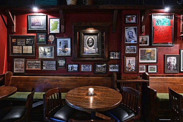 Connolly's On Fifth by null
