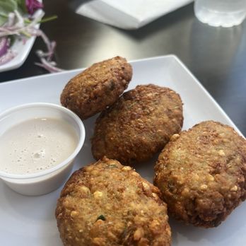 Chickeatah’ - Side of Falafels - Mediterranean Near Me - Fort Lauderdale, Florida Chickeatah’ - Side of Falafels - Mediterranean Near Me - Fort Lauderdale, Florida