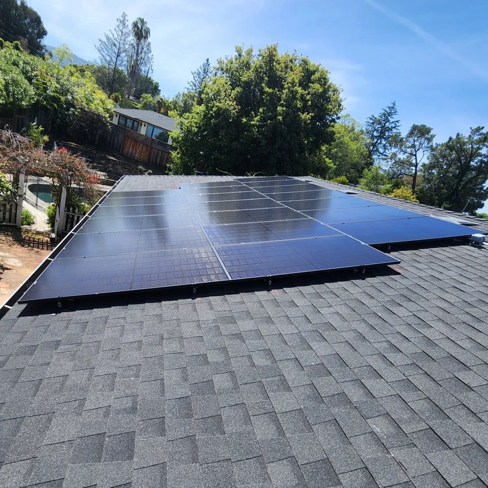Slide of Ilum Solar