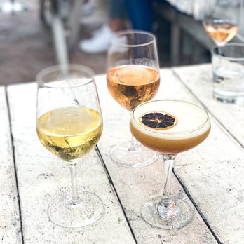 Call Me Gaby - Pinot Grigio, rose, la strada - Italian Near Me - Miami Beach, Florida