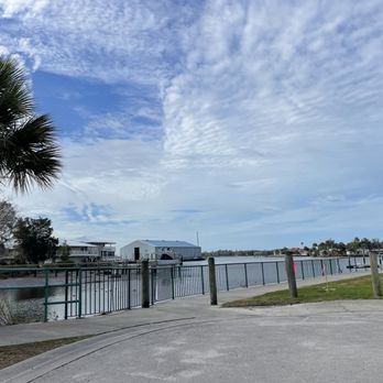 Hunter Springs Park - A great place to take a stroll with gorgeous views on both sides!! Awesome! - Parks Near Me - Crystal River, Florida