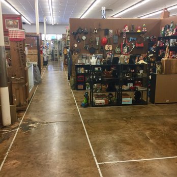 A Moment In Time - Antiques Near Me - Memphis, Tennessee