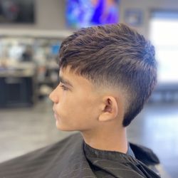 Headliners Barbershop - Burst fade by AJ. Make sure to ask for her!