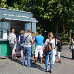 Helsingin Jäätelötehdas - Jonoa on aina!!