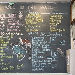Hole In the Wall Great Sandwiches - Main menu