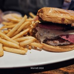Curley's Cafe - Pastrami burger