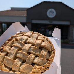 Yosemite Pie Company - Lattice top in front of the shop