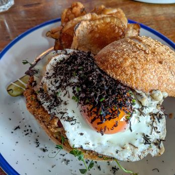 Catch 122 - Breakfast & Brunch Near Me - North Vancouver, British Columbia Catch 122 - Breakfast & Brunch Near Me - North Vancouver, British Columbia