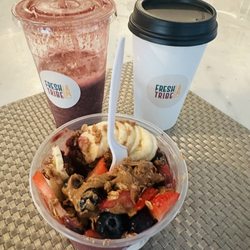 Fresh Tribe LA - Açaí bowl, live fresh juice, latte