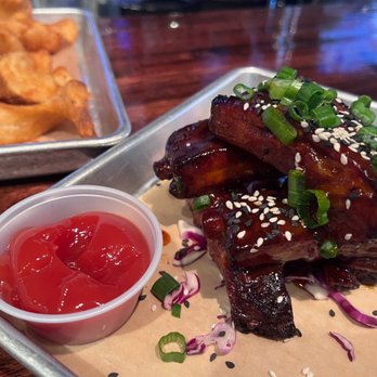Martin's Downtown - Korean Korean Sticky Ribs - Sports Bars Near Me - Roanoke, Virginia Martin's Downtown - Korean Korean Sticky Ribs - Sports Bars Near Me - Roanoke, Virginia