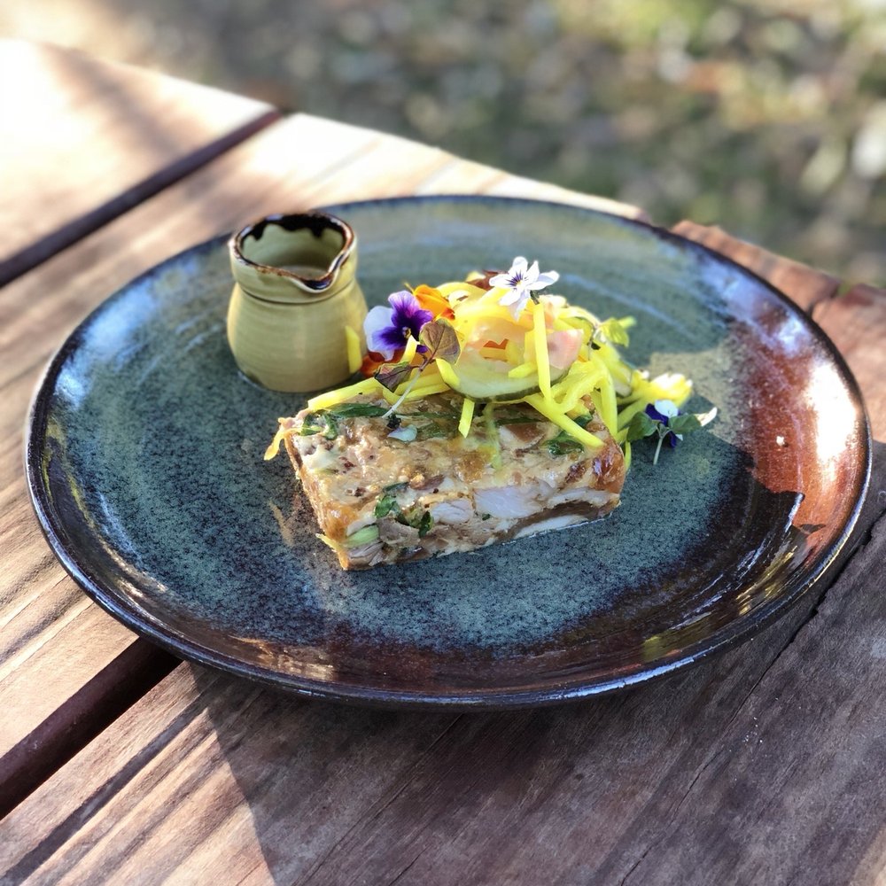 Wandi Pub - Hotels Near Me - Wandiligong, VIC