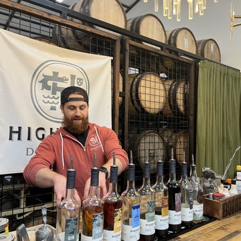 Highside Distilling - Distilleries Near Me - Bainbridge Island, Washington