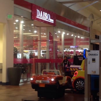 Daiso - Outside of the store, from an angle. - Department Stores Near Me - Milpitas, California