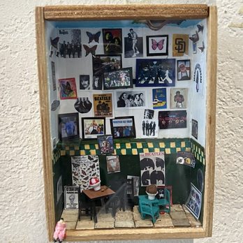 Mariposa Ice Cream - Cute interior - Ice Cream & Frozen Yogurt Near Me - San Diego, California