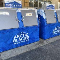 Gas N'stuf - New ice freezes with bags of ice