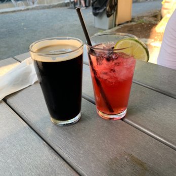 Atlantic Brewing Company - Cadillac mountain stout and blueberry sangria - Breweries Near Me - Bar Harbor, Maine
