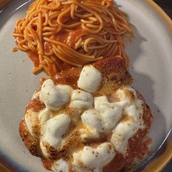 Amalfi Taste - Pollo Alla Parmigiana - Italian Near Me - Montgomery, Texas Amalfi Taste - Pollo Alla Parmigiana - Italian Near Me - Montgomery, Texas