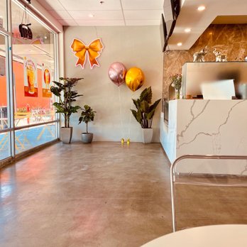 Moomo Tea - interior - Bubble Tea Near Me - Sunnyvale, California Moomo Tea - interior - Bubble Tea Near Me - Sunnyvale, California