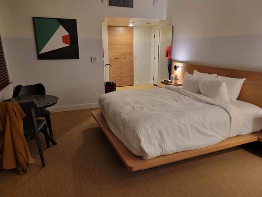 Hotel June West LA by null