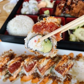 Roll Call - Close up of Banzai roll - Sushi Bars Near Me - Los Angeles, California Roll Call - Close up of Banzai roll - Sushi Bars Near Me - Los Angeles, California