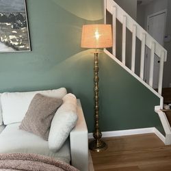 Castle Rock Home & Garden - Brass lamp