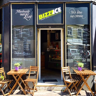 Bizziice ice cream parlor Organic Gelato Sachsenhausen by null