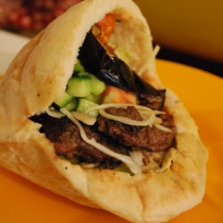 Mi Va Mi - Kefta Pita
