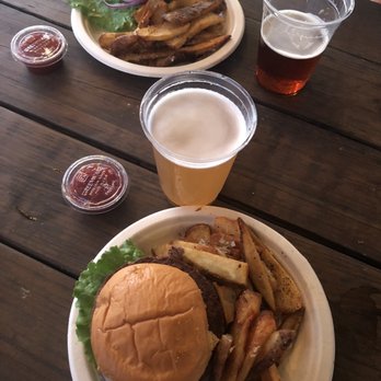 Black Star Co-op Pub & Brewery - Impossible burgers with Vulcan IPA - Breweries Near Me - Austin, Texas Black Star Co-op Pub & Brewery - Impossible burgers with Vulcan IPA - Breweries Near Me - Austin, Texas