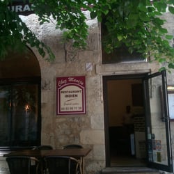 Chez Manija