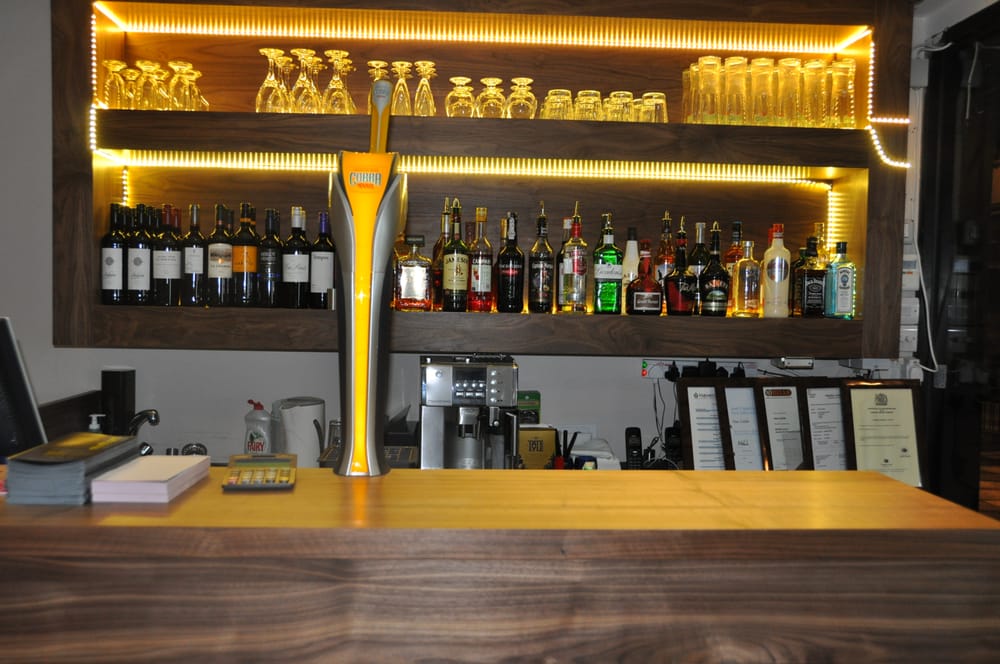 MUSTARD KITCHEN HORNCHURCH 190 High Street, London, United Kingdom