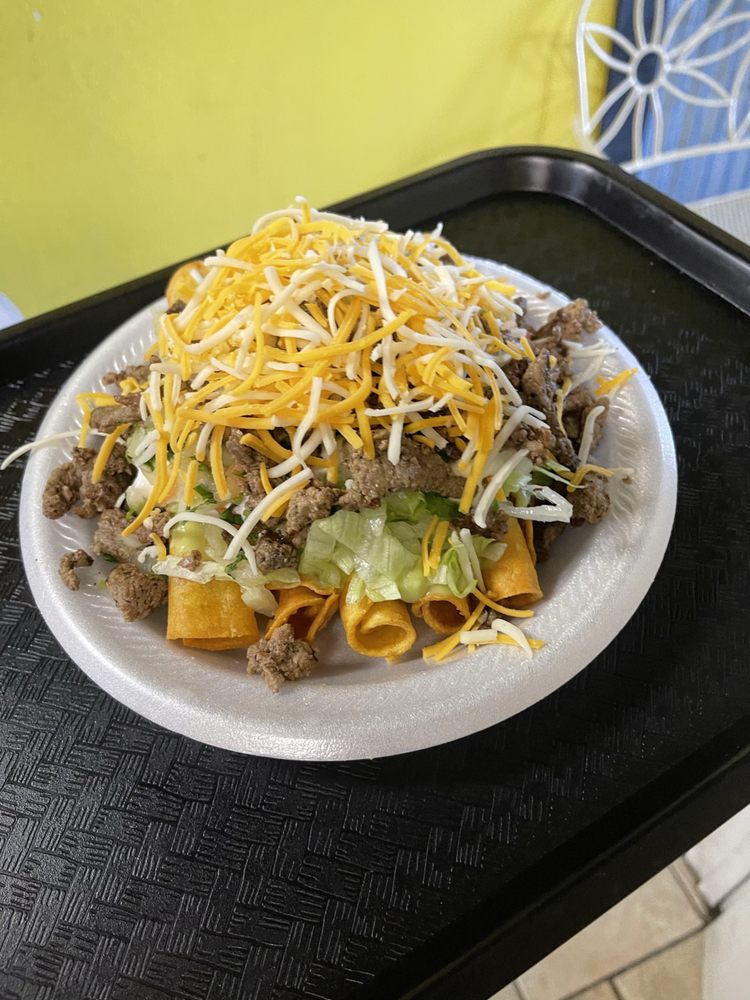 El Gallito Taco Shop — Mexican restaurant in Fort Mohave