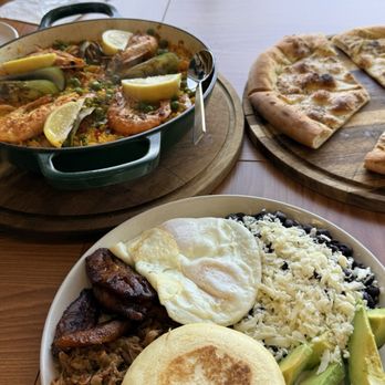 Antojos 509 Bistro - Traditional plate and Paella - Venezuelan Near Me - Kennewick, Washington Antojos 509 Bistro - Traditional plate and Paella - Venezuelan Near Me - Kennewick, Washington