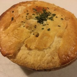 Carol's Pies - Chunky steak pie