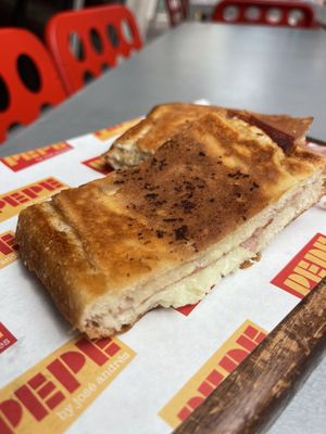 Pepe by Jose Andres by null